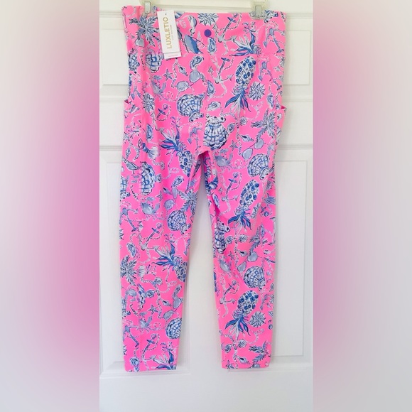 Lilly Pulitzer Weekender Luxletic High Rise Midi 24”Leggings-Rousseau Pink NWT - Picture 4 of 13